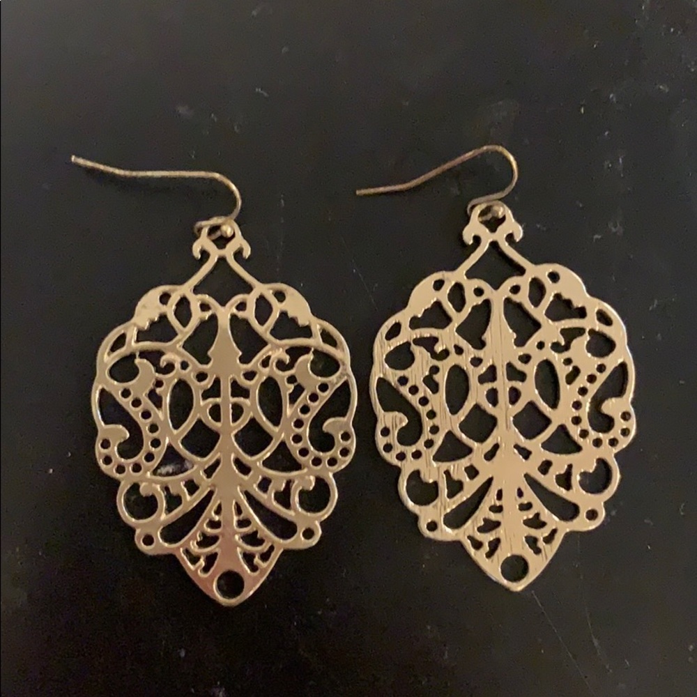GOLD EARRINGS